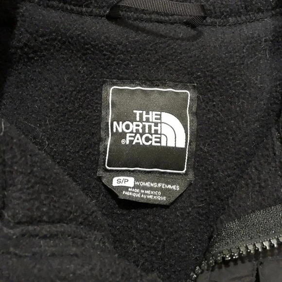 The North Face Breast Cancer Awareness Fleece Jacket - Picture 4 of 5